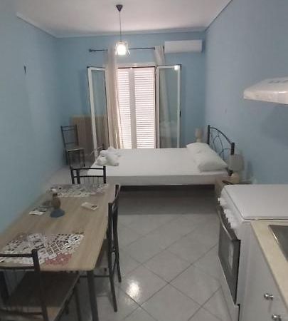 Johanna Apartment 3 Ликсури Екстериор снимка