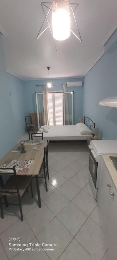 Johanna Apartment 3 Ликсури Екстериор снимка